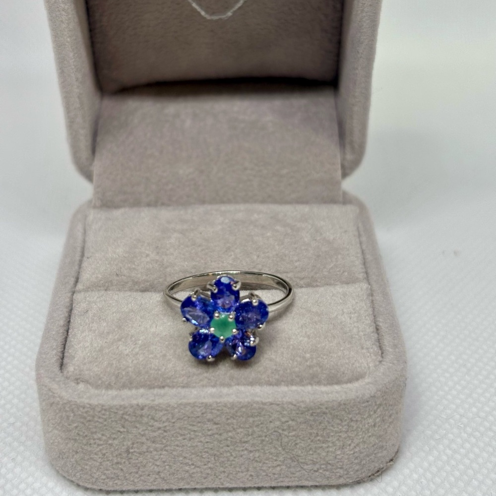 925 Sterling Silver Tanzanite & Emerald Flower Ring, size 6.75-7 - Picture 4 of 11